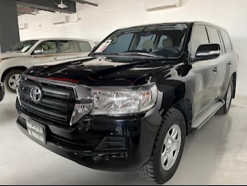 Toyota  Land Cruiser  GX  2017  Automatic  114,000 Km  6 Cylinder  Four Wheel Drive (4WD)  SUV  Black