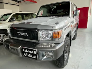 Toyota  Land Cruiser  Hard Top  2020  Manual  27,000 Km  6 Cylinder  Four Wheel Drive (4WD)  SUV  Gray