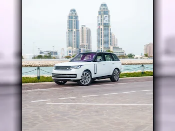 Land Rover  Range Rover  Vogue HSE  2023  Automatic  3,700 Km  8 Cylinder  Four Wheel Drive (4WD)  SUV  White  With Warranty