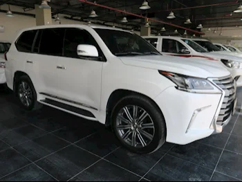 Lexus  LX  570  2016  Automatic  222,000 Km  8 Cylinder  Four Wheel Drive (4WD)  SUV  White