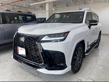 Lexus  LX  600 F Sport  2024  Automatic  0 Km  6 Cylinder  Four Wheel Drive (4WD)  SUV  White  With Warranty