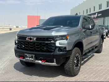 Chevrolet  Silverado  ZR 2  2023  Automatic  31٬500 Km  8 Cylinder  All Wheel Drive (AWD)  Pick Up  Gray  With Warranty