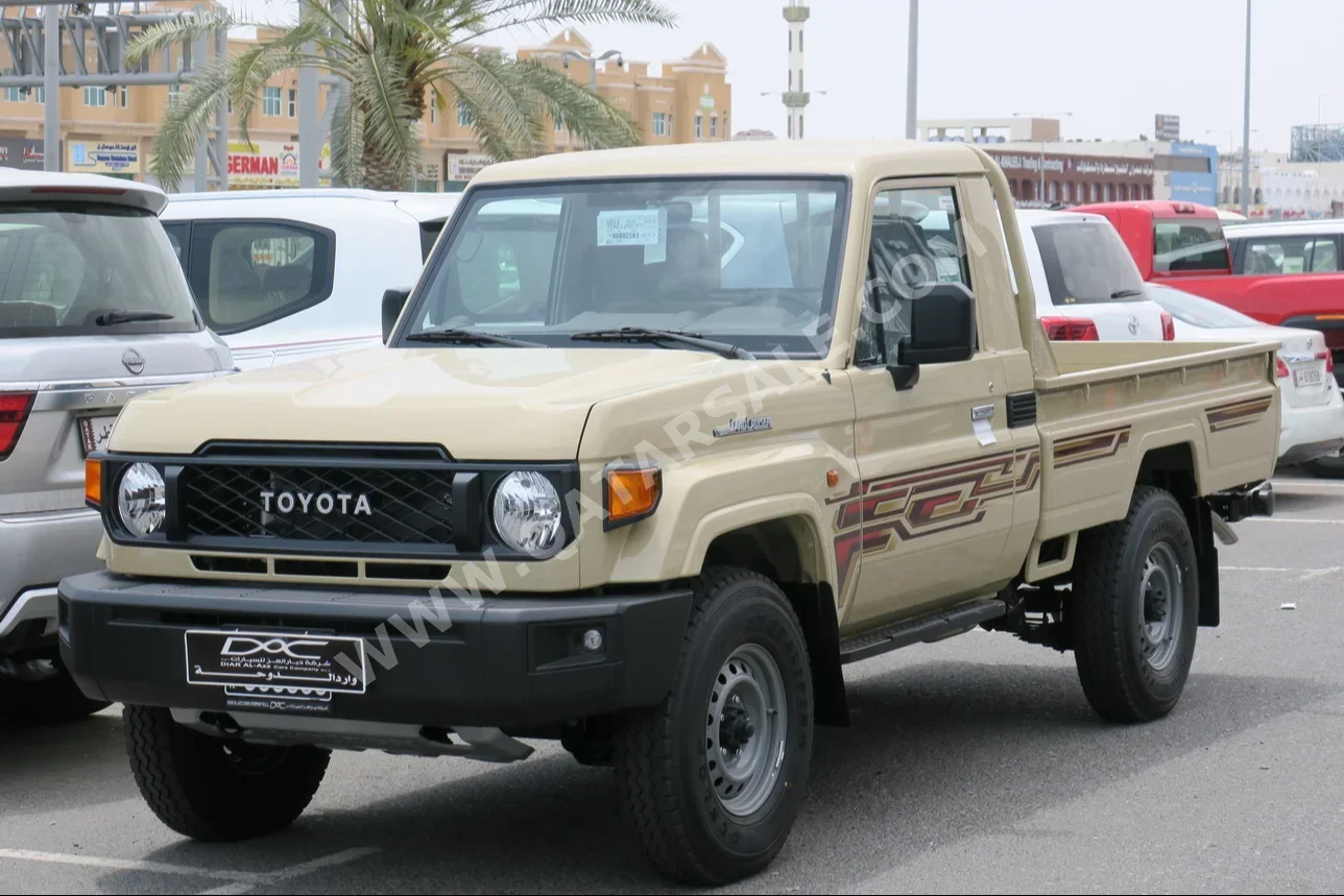 Toyota  Land Cruiser  LX  2024  Automatic  0 Km  4 Cylinder  Four Wheel Drive (4WD)  Pick Up  Beige  With Warranty