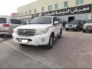 Toyota  Land Cruiser  GXR  2014  Automatic  330,000 Km  8 Cylinder  Four Wheel Drive (4WD)  SUV  White