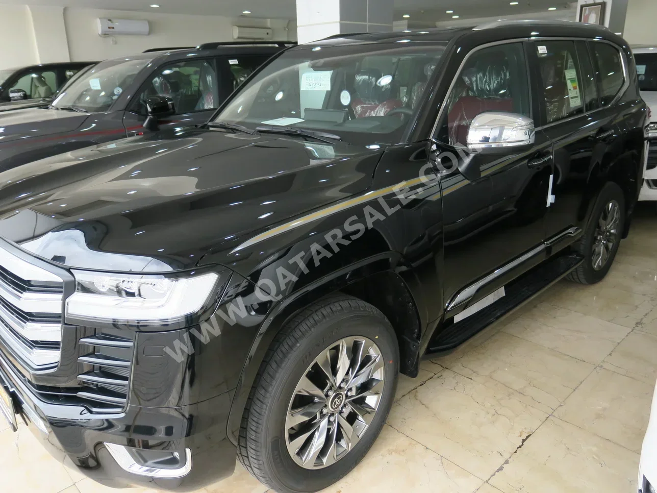  Toyota  Land Cruiser  VXR Twin Turbo  2024  Automatic  0 Km  6 Cylinder  Four Wheel Drive (4WD)  SUV  Black  With Warranty