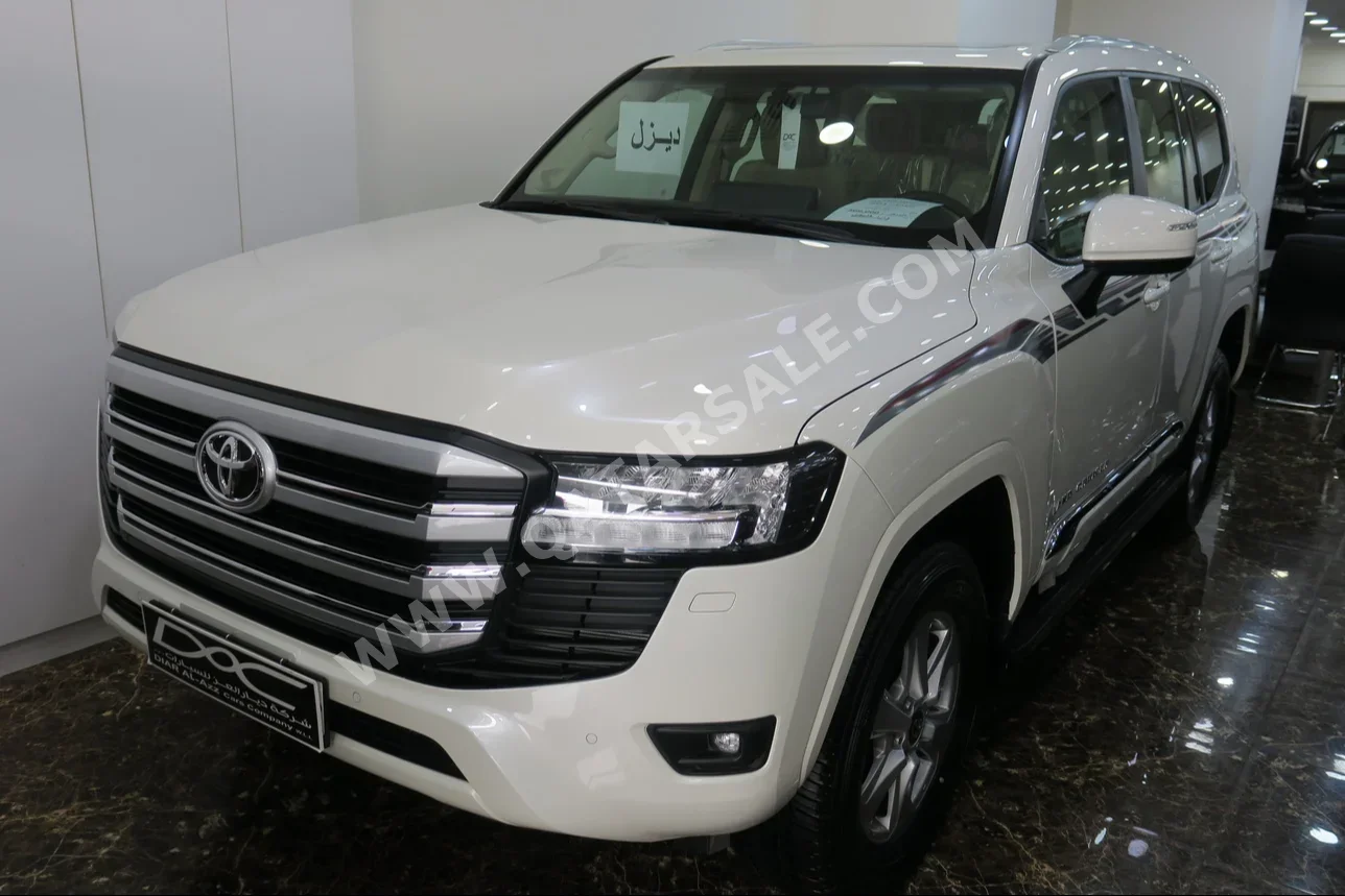 Toyota  Land Cruiser  GXR Twin Turbo  2023  Automatic  0 Km  6 Cylinder  Four Wheel Drive (4WD)  SUV  White  With Warranty