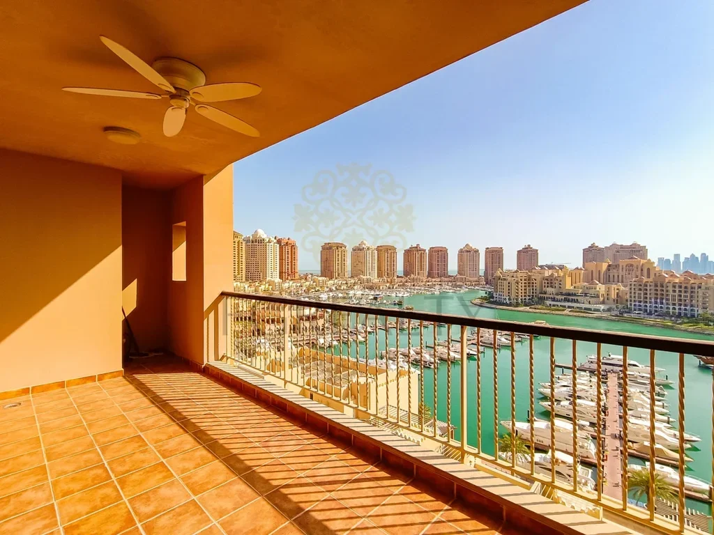 2 Bedrooms  Apartment  For Rent  in Doha -  The Pearl  Fully Furnished