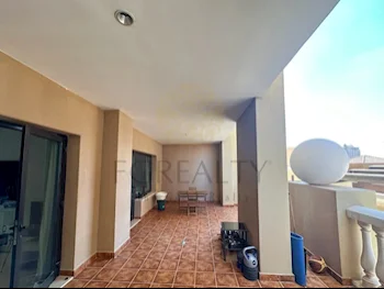 2 Bedrooms  Apartment  For Rent  in Doha -  The Pearl  Fully Furnished