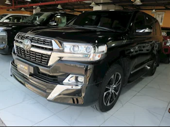 Toyota  Land Cruiser  VXR  2021  Automatic  63,000 Km  8 Cylinder  Four Wheel Drive (4WD)  SUV  Black