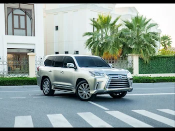 Lexus  LX  570  2017  Automatic  253,000 Km  8 Cylinder  Four Wheel Drive (4WD)  SUV  Sonic Titanium