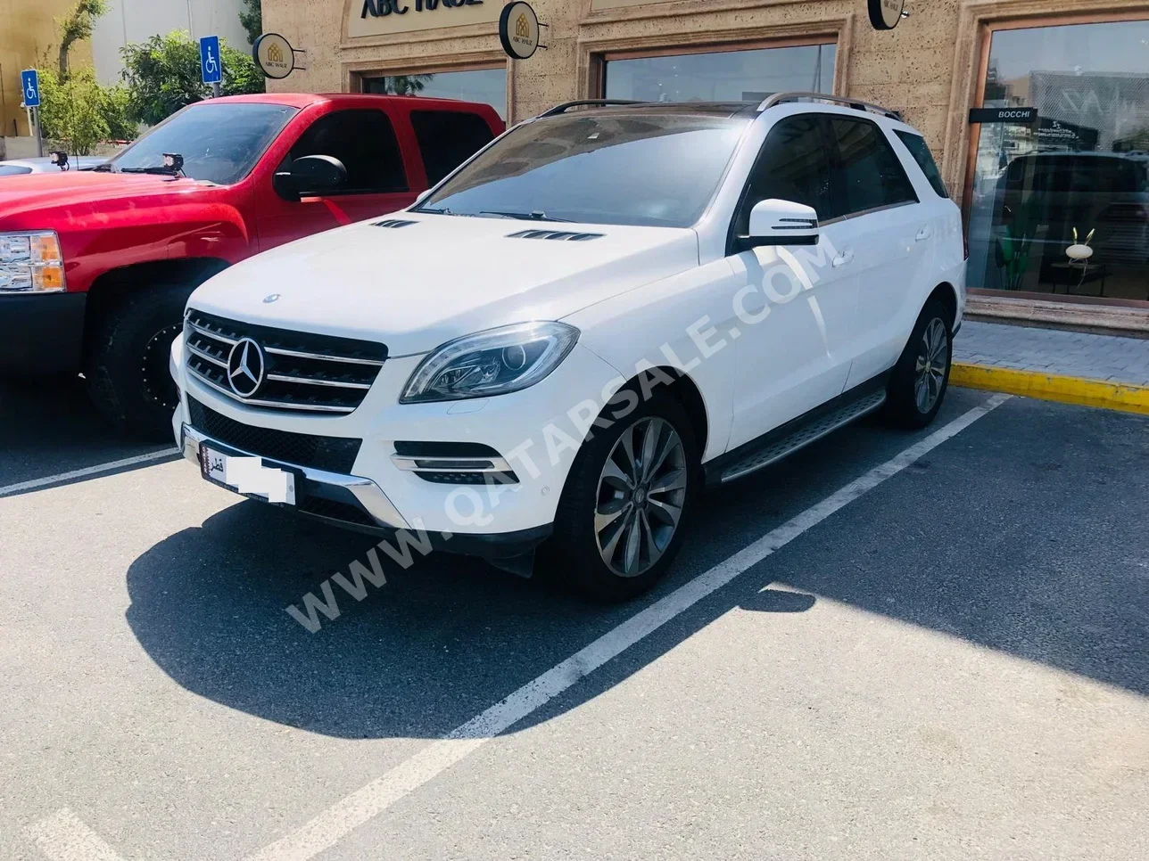  Mercedes-Benz  ML  400  2015  Automatic  169,000 Km  6 Cylinder  Four Wheel Drive (4WD)  SUV  White  With Warranty