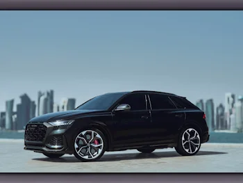 Audi  RSQ8  8 Cylinder  SUV 4x4  Black  2023