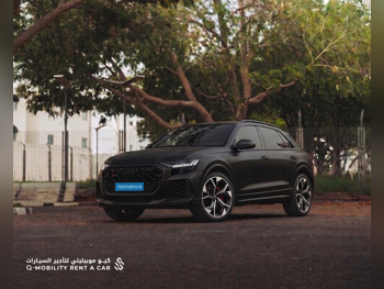 Audi  RSQ8  8 Cylinder  SUV 4x4  Black  2025