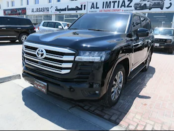 Toyota  Land Cruiser  GXR Twin Turbo  2023  Automatic  30,000 Km  6 Cylinder  Four Wheel Drive (4WD)  SUV  Black  With Warranty