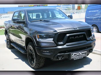 Dodge  Ram  Rebel  2024  Automatic  0 Km  8 Cylinder  Four Wheel Drive (4WD)  Pick Up  Gray  With Warranty