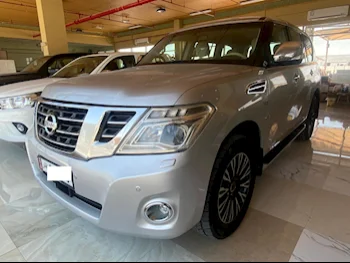 Nissan  Patrol  Platinum  2015  Automatic  250,000 Km  8 Cylinder  Four Wheel Drive (4WD)  SUV  Silver