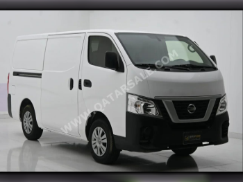 Nissan  Urvan  2020  Manual  95,000 Km  4 Cylinder  Front Wheel Drive (FWD)  Van / Bus  White