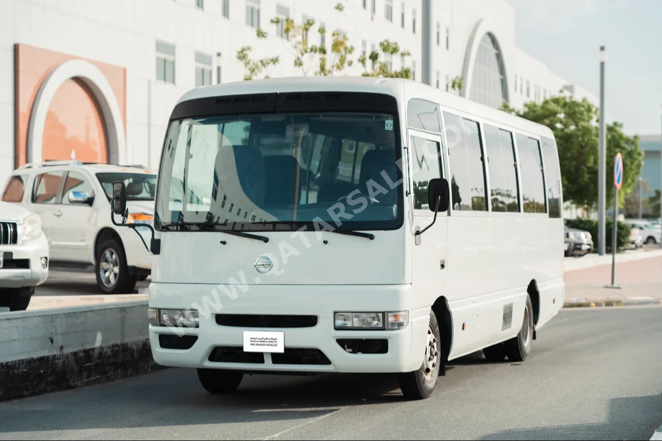 Nissan  Civilian  2017  Manual  115,000 Km  6 Cylinder  Rear Wheel Drive (RWD)  Van / Bus  White