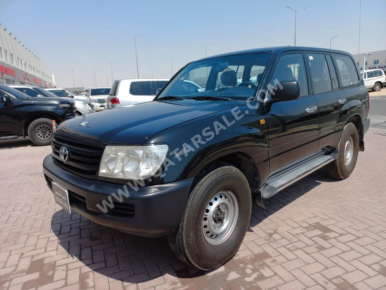 Toyota  Land Cruiser  G  2006  Automatic  456,000 Km  6 Cylinder  Four Wheel Drive (4WD)  SUV  Black