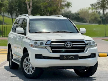 Toyota  Land Cruiser  GXR  2020  Automatic  155,000 Km  6 Cylinder  Four Wheel Drive (4WD)  SUV  White