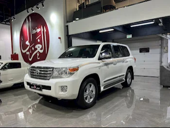 Toyota  Land Cruiser  VXR  2013  Automatic  160,000 Km  8 Cylinder  Four Wheel Drive (4WD)  SUV  White