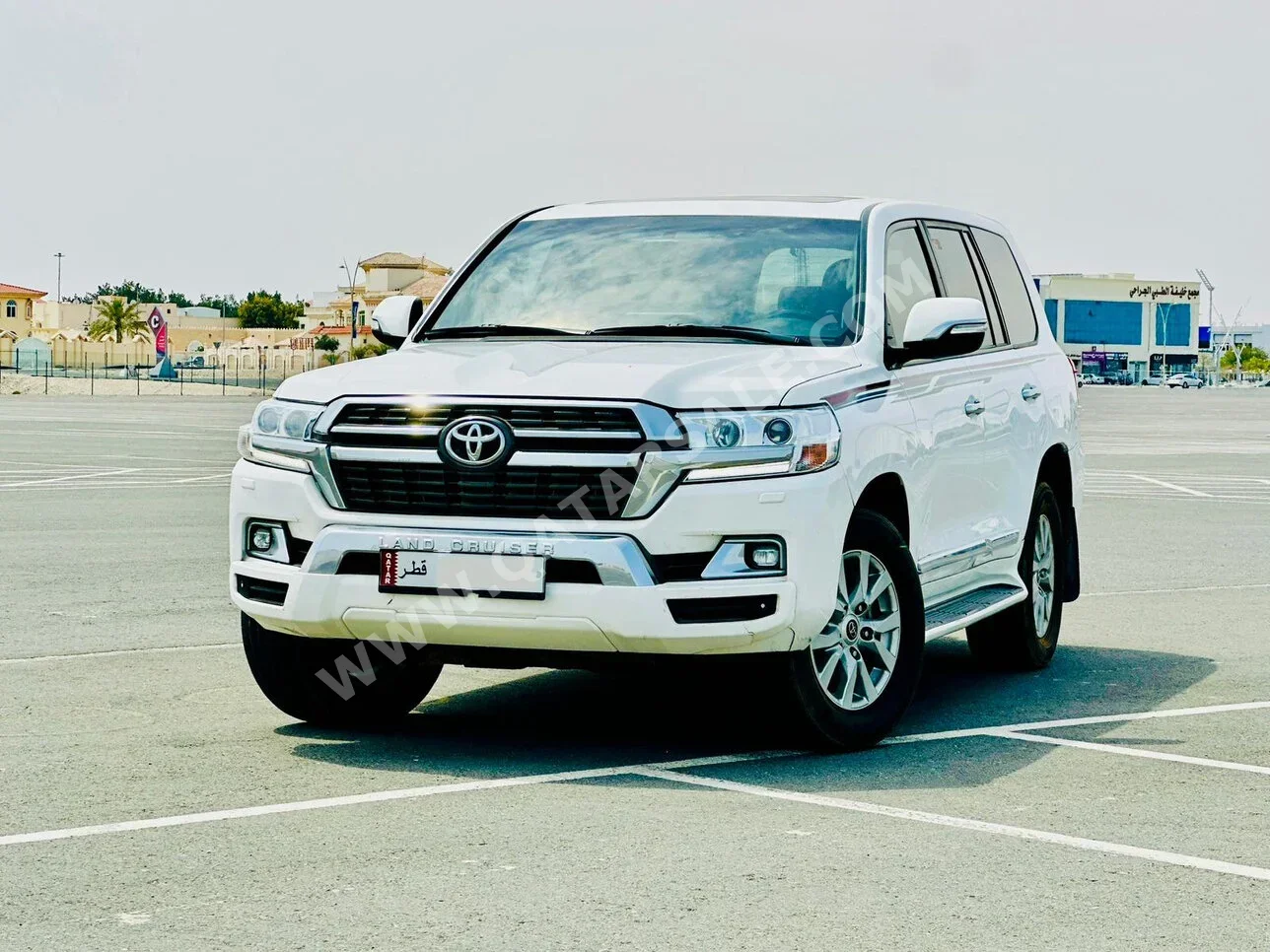 Toyota  Land Cruiser  GXR  2021  Automatic  139,000 Km  8 Cylinder  Four Wheel Drive (4WD)  SUV  White