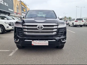  Toyota  Land Cruiser  VX Twin Turbo  2024  Automatic  1,000 Km  6 Cylinder  Four Wheel Drive (4WD)  SUV  Black  With Warranty