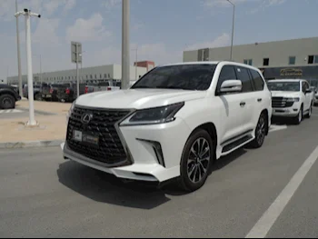 Lexus  LX  570 S  2017  Automatic  82,000 Km  8 Cylinder  Four Wheel Drive (4WD)  SUV  White