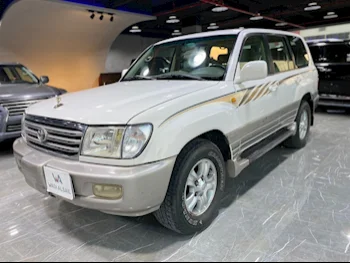 Toyota  Land Cruiser  VXR  2003  Manual  263,000 Km  8 Cylinder  Four Wheel Drive (4WD)  SUV  White