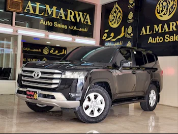 Toyota  Land Cruiser  GXR Twin Turbo  2022  Automatic  53,000 Km  6 Cylinder  Four Wheel Drive (4WD)  SUV  Black  With Warranty