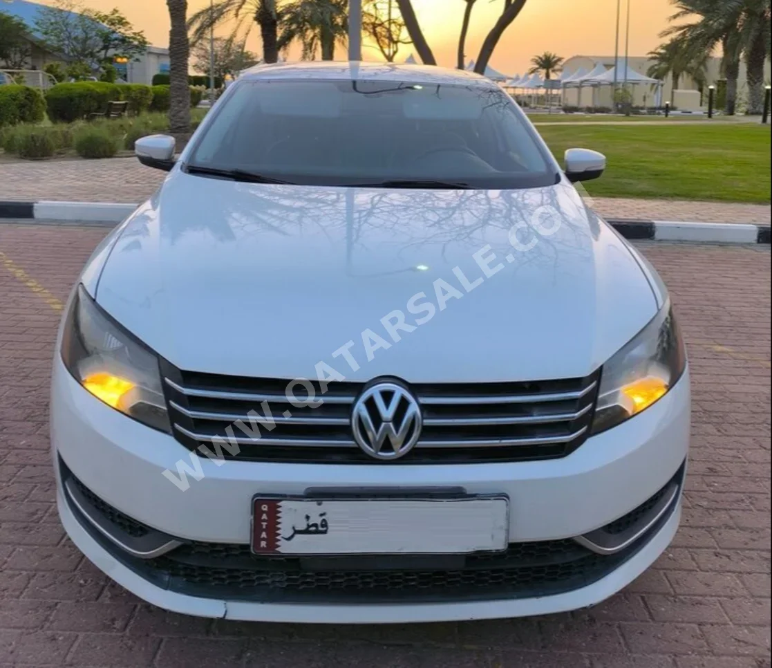 Volkswagen  Passat  2014  Automatic  360,000 Km  5 Cylinder  Front Wheel Drive (FWD)  Sedan  White