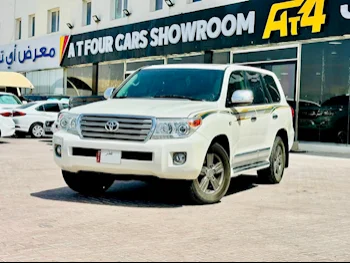 Toyota  Land Cruiser  VXR  2011  Automatic  375,000 Km  8 Cylinder  Four Wheel Drive (4WD)  SUV  White