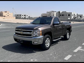 Chevrolet  Silverado  2008  Automatic  313,000 Km  8 Cylinder  Four Wheel Drive (4WD)  Pick Up  Dark Brown