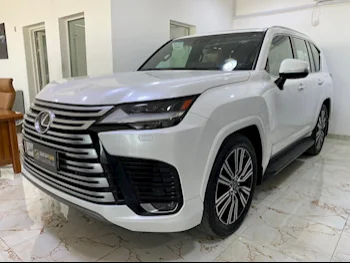 Lexus  LX  600 Luxury  2022  Automatic  81,000 Km  6 Cylinder  Four Wheel Drive (4WD)  SUV  White  With Warranty