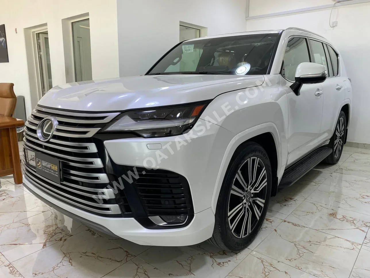 Lexus  LX  600 Luxury  2022  Automatic  81,000 Km  6 Cylinder  Four Wheel Drive (4WD)  SUV  White  With Warranty