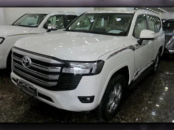 Toyota  Land Cruiser  GXR Twin Turbo  2023  Automatic  0 Km  6 Cylinder  Four Wheel Drive (4WD)  SUV  White  With Warranty