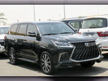 Lexus  LX  570 S  2018  Automatic  103,000 Km  8 Cylinder  Four Wheel Drive (4WD)  SUV  Black