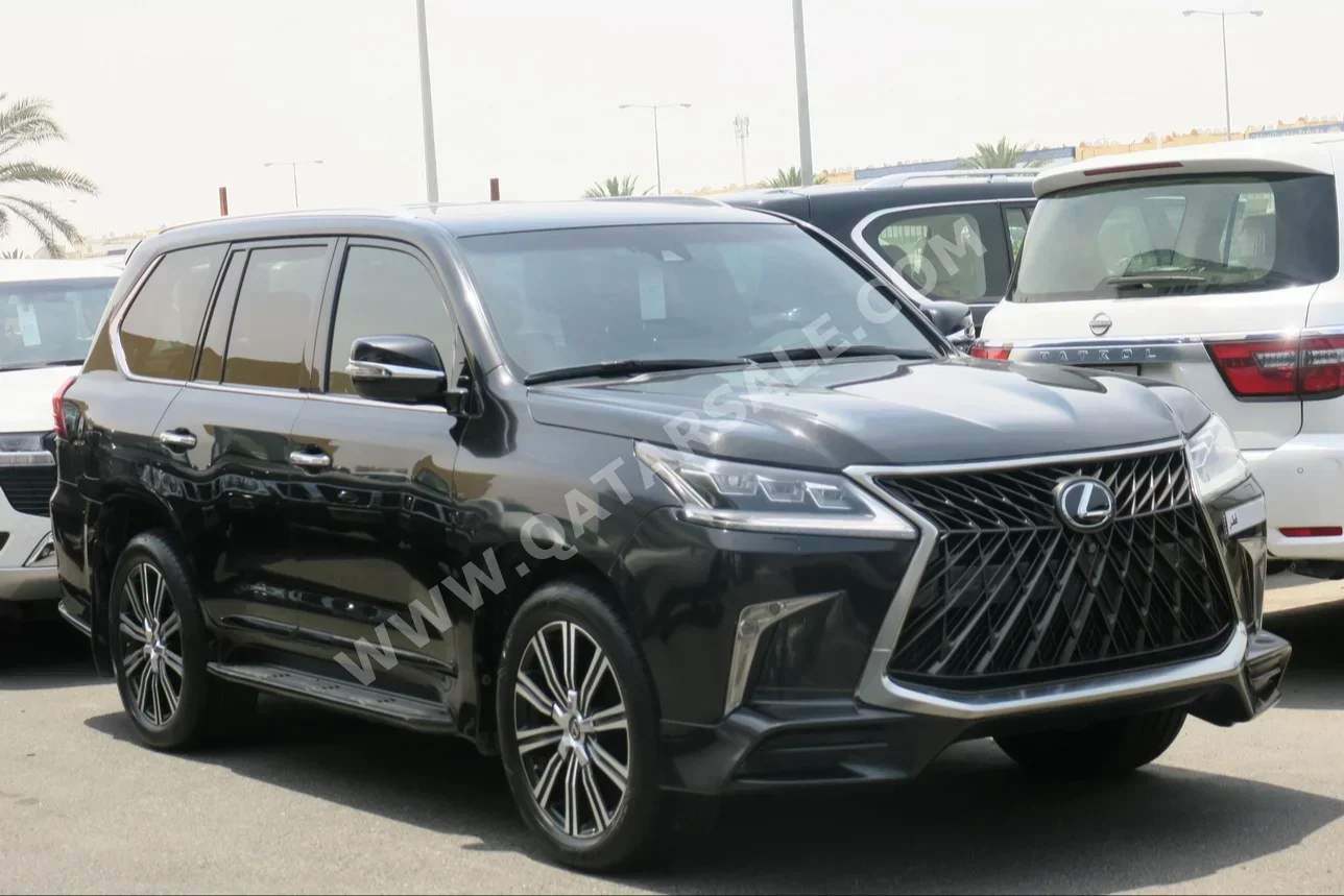 Lexus  LX  570 S  2018  Automatic  103,000 Km  8 Cylinder  Four Wheel Drive (4WD)  SUV  Black