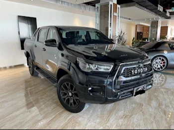 Toyota  Hilux  GR Sport  2022  Automatic  35,000 Km  6 Cylinder  Four Wheel Drive (4WD)  Pick Up  Black  With Warranty