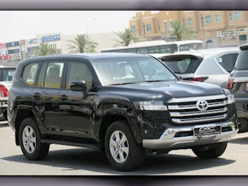 Toyota  Land Cruiser  GXR Twin Turbo  2022  Automatic  39,000 Km  6 Cylinder  Four Wheel Drive (4WD)  SUV  Black  With Warranty