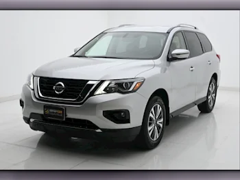 Nissan  Pathfinder  SV  2020  Automatic  59,000 Km  6 Cylinder  Four Wheel Drive (4WD)  SUV  Silver