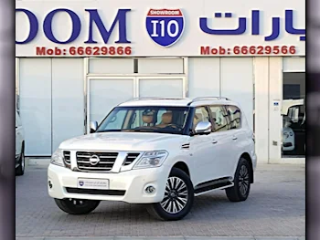 Nissan  Patrol  Platinum  2016  Automatic  273,000 Km  8 Cylinder  Four Wheel Drive (4WD)  SUV  White