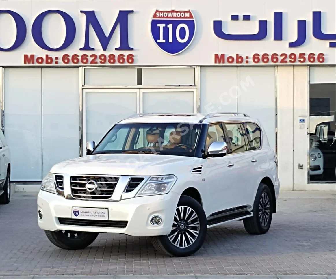 Nissan  Patrol  Platinum  2016  Automatic  273,000 Km  8 Cylinder  Four Wheel Drive (4WD)  SUV  White