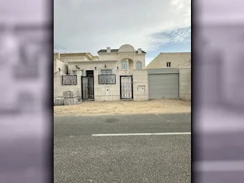 Family Residential  - Not Furnished  - Al Daayen  - Al Sakhama  - 7 Bedrooms