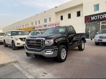 GMC  Sierra  2016  Automatic  241,000 Km  8 Cylinder  Four Wheel Drive (4WD)  Pick Up  Black