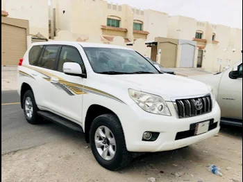 Toyota  Prado  2013  Automatic  98,000 Km  6 Cylinder  Four Wheel Drive (4WD)  SUV  White