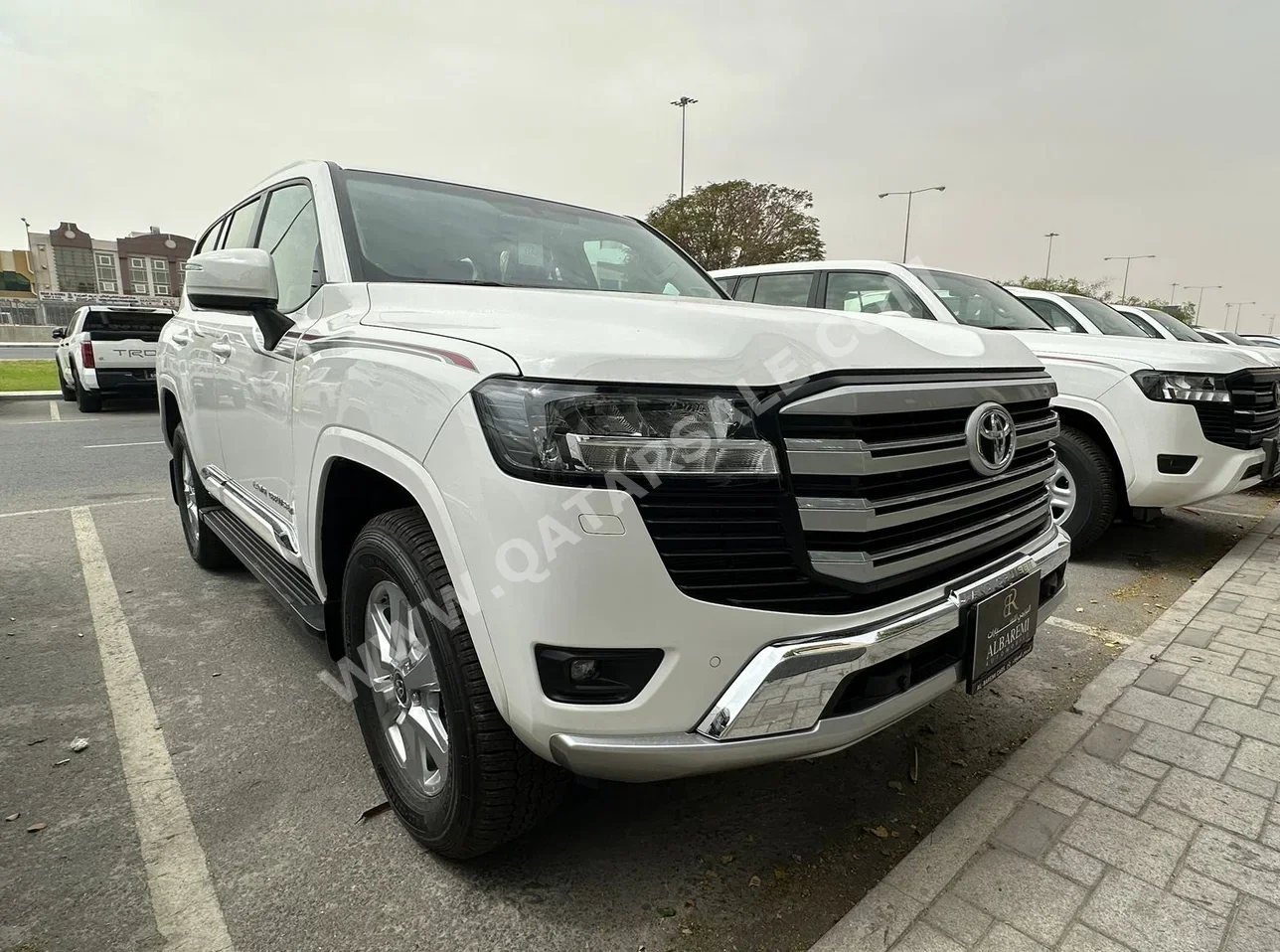  Toyota  Land Cruiser  GXR Twin Turbo  2024  Automatic  0 Km  6 Cylinder  Four Wheel Drive (4WD)  SUV  Silver  With Warranty