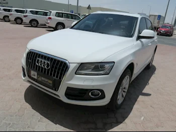 Audi  Q5  2.0 T  2014  Automatic  111,000 Km  6 Cylinder  All Wheel Drive (AWD)  SUV  White