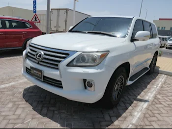 Lexus  LX  570  2010  Automatic  357,000 Km  8 Cylinder  Four Wheel Drive (4WD)  SUV  White