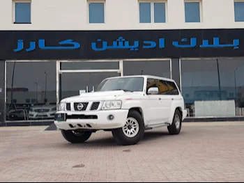 Nissan  Patrol  Safari  2016  Manual  140,000 Km  6 Cylinder  Four Wheel Drive (4WD)  SUV  White